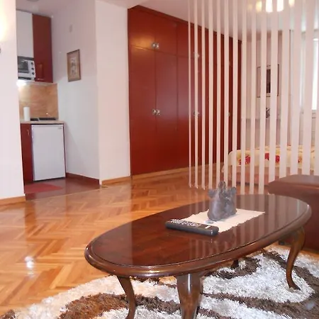 דירה Holiday'n'deluxe Suites