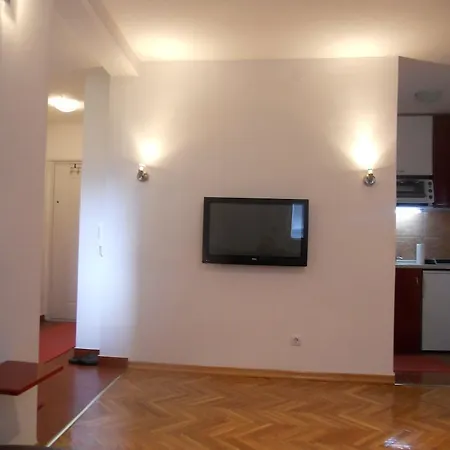 דירה Holiday'n'deluxe Suites *